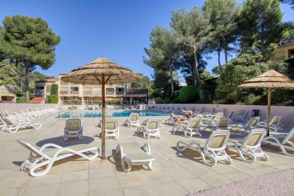 Appartement Piscine Tennis Acces Prive Plage Joia Sanary-sur-Mer Exterior photo