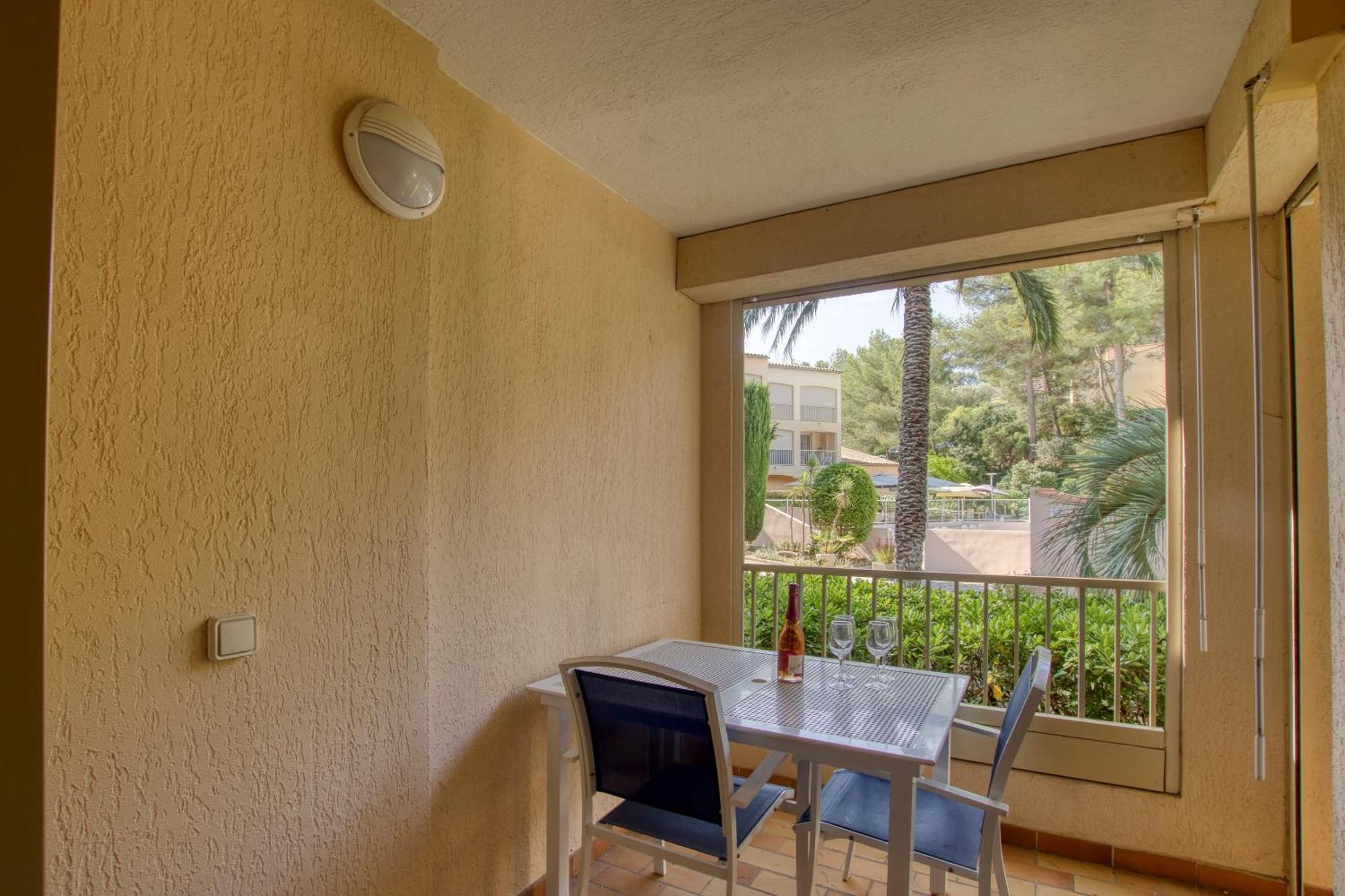 Appartement Piscine Tennis Acces Prive Plage Joia Sanary-sur-Mer Exterior photo